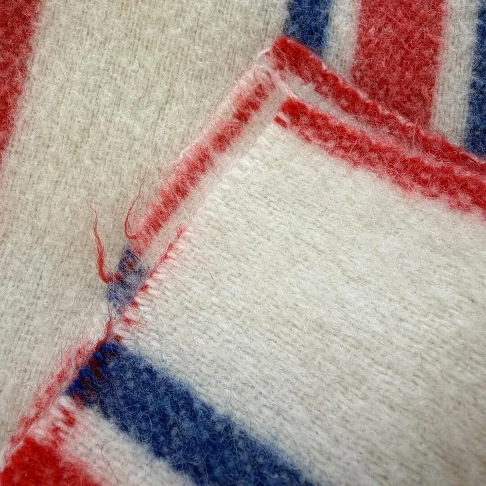 VTG Stevens Utica Acrylic Red White& Blue Stripes USA Soft Lightweight Fleece